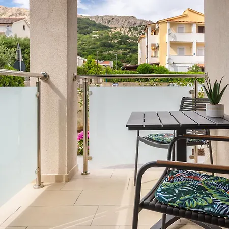 Divine * Baska (Krk)