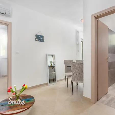 Divine Apartment *