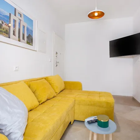 Apartment Divine